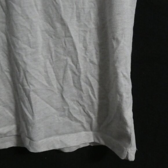 MOSSIMO SUPPLY CO | large | Short Sleeve V-Neck Tee / T-Shirt | GUC - Picture 7 of 12